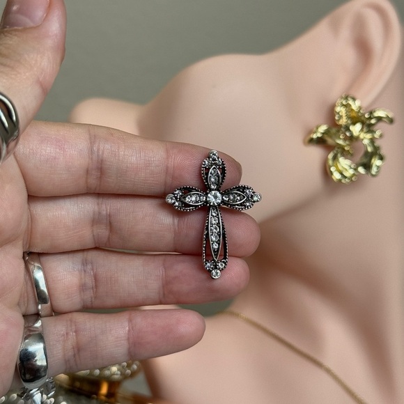 ⚜️ Vintage Silver Cross Brooch 💎 - Picture 4 of 6